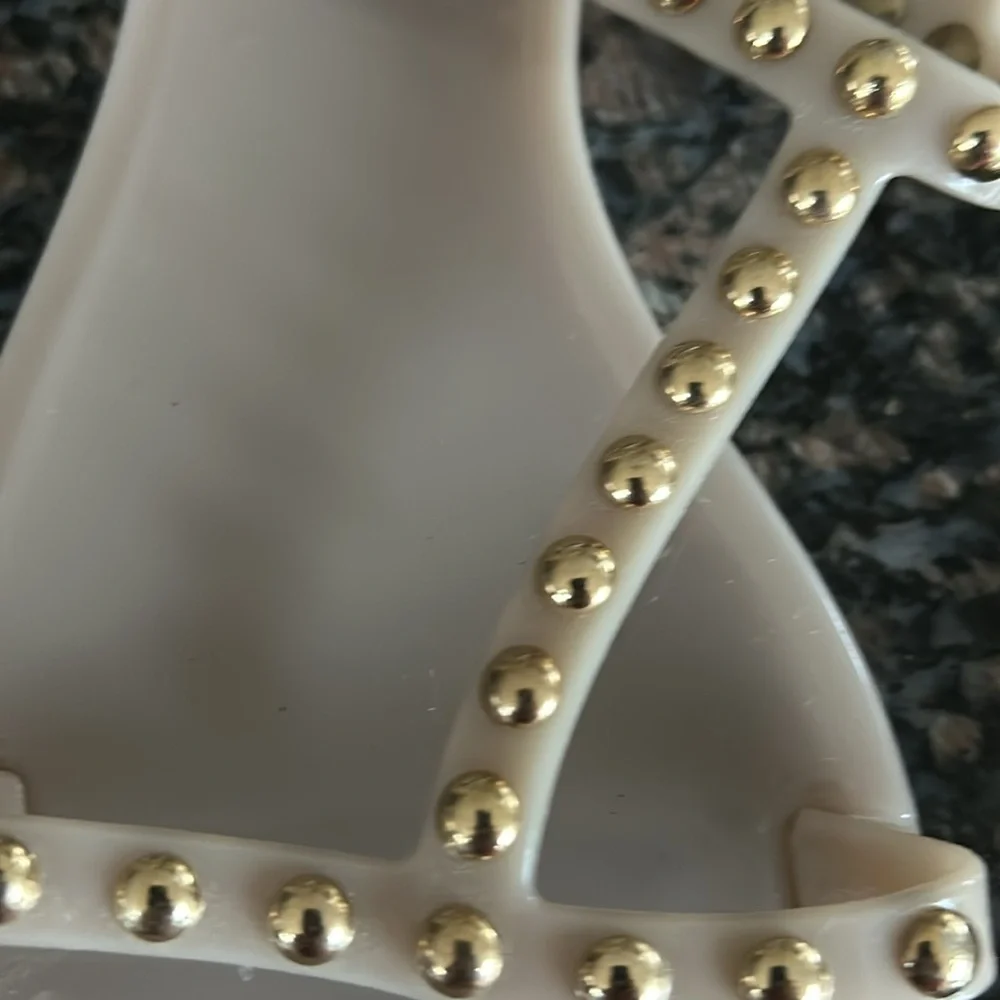 GIVENCHY SANDALS JELLY BEIGE W GILD STUDS T STRAP SLIP ON SIZE 38 - Picture 3 of 6